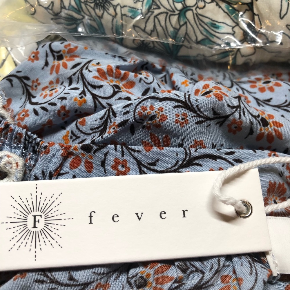 Fever Floral Spring/Summer Ruffle Top Multi Sizes NWT - Picture 10 of 10
